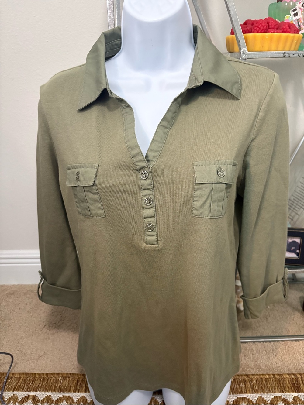 Karen Scott womens 3/4 sleeve henley v-neck pocket front army green top Med
